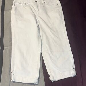 🏖️ Style & Co. Women's Crisp White Cropped Jeans